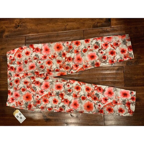 Elie Tahari Pink & Tan Floral Capri Pants, Size- see measurements - Picture 6 of 8